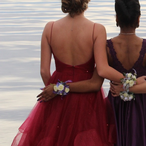 Red prom dress - Picture 6 of 6